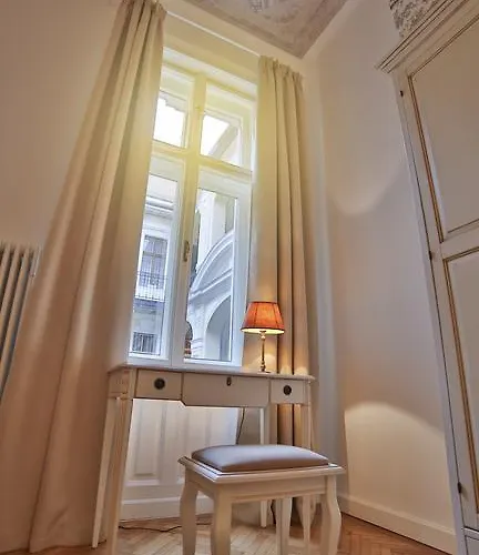 Nadi's - Heart Of Appartement